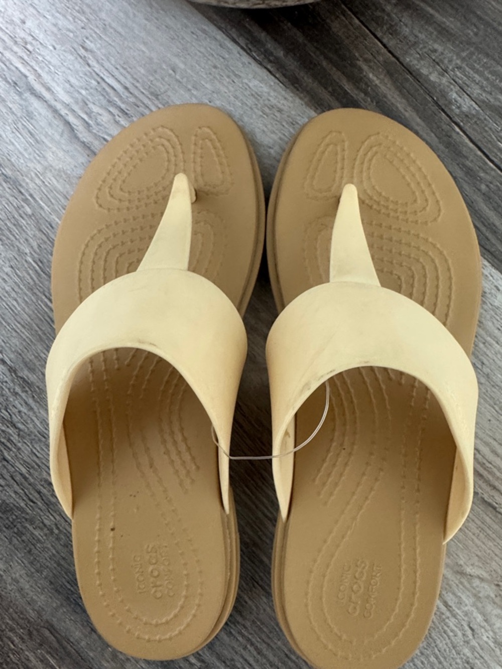 CROCS Women's Beige Wide-Strap Toe-Post Sandals